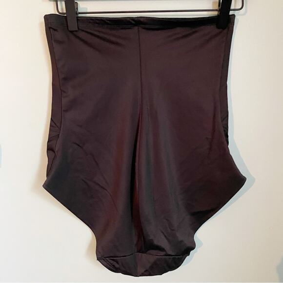 Miraclesuit Instant Tummy Tuck High-Waist Brief Shapewear - Picture 3 of 5